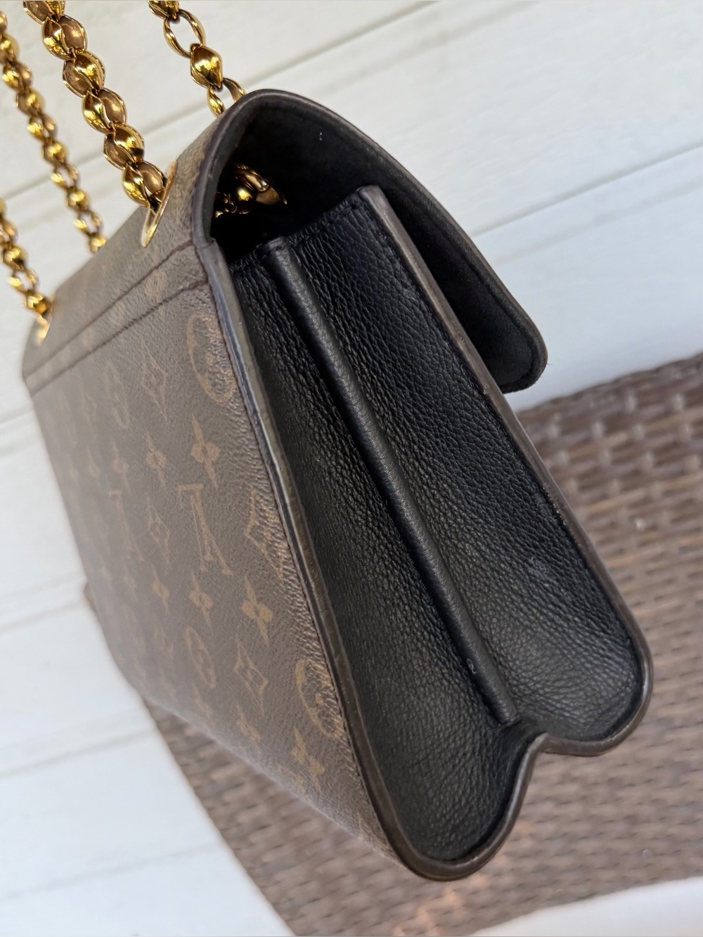 Authentic LV Victoire Monogram - Picture 8 of 16